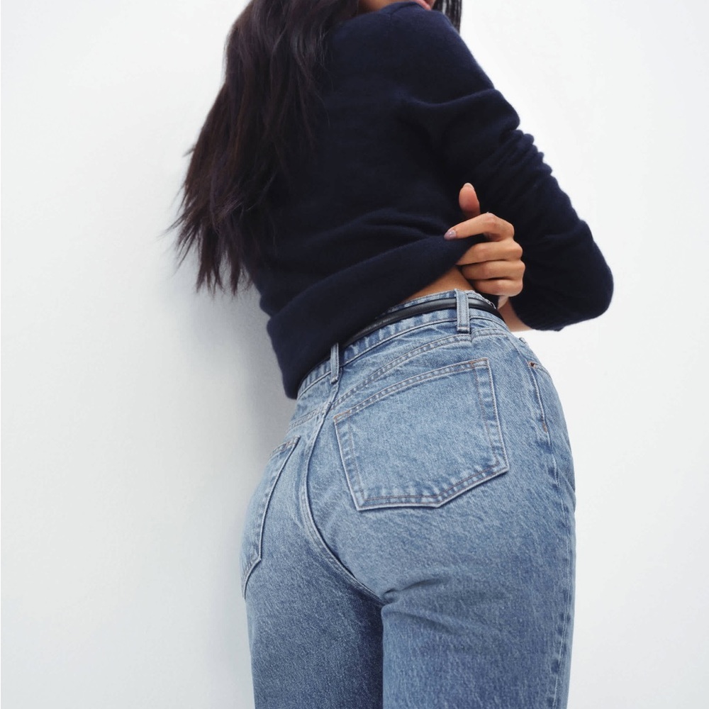 28 Classic Cynthia High-Rise Light Blue Women’s Jeans